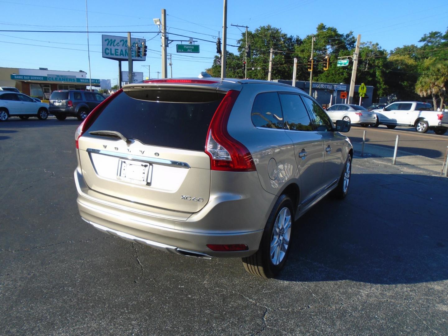 2014 Volvo XC60 (YV4952DL5E2) , located at 6112 N Florida Avenue, Tampa, FL, 33604, (888) 521-5131, 27.954929, -82.459534 - Photo#3